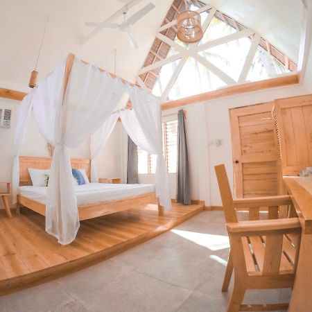 Bermuda Triangle Bungalows Siquijor Exterior photo