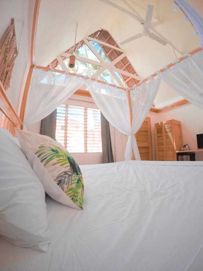 Bermuda Triangle Bungalows Siquijor Exterior photo